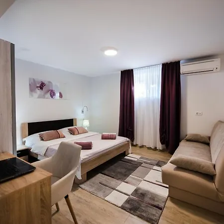 Xcite City Luxury Apartment